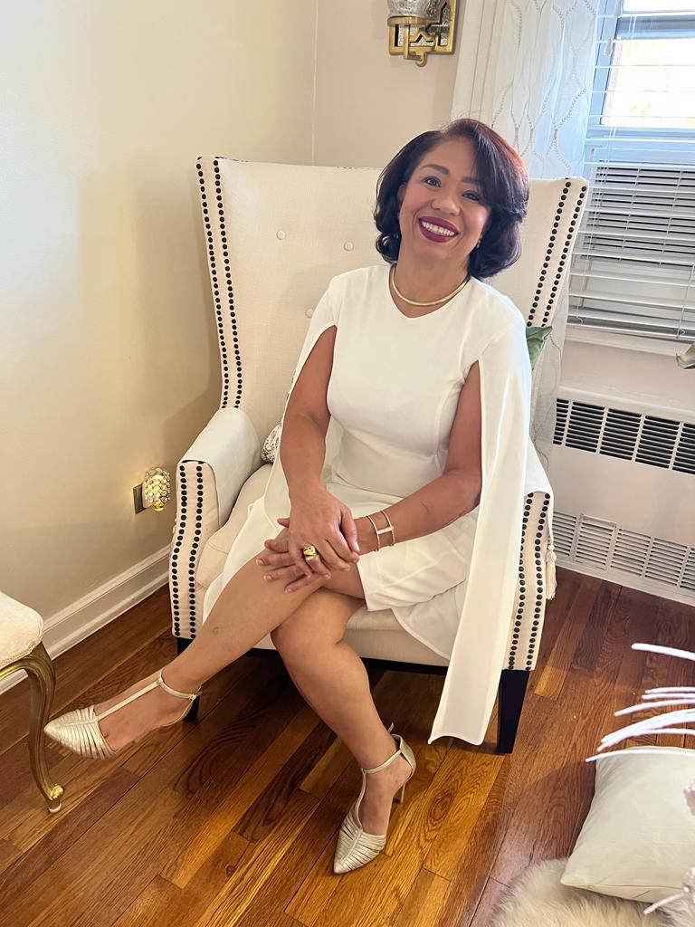 Haz clic para ver el Testimonio de Esther Sangiovanni